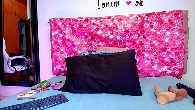 sharlott miller online show from 02/10/25, 11:57