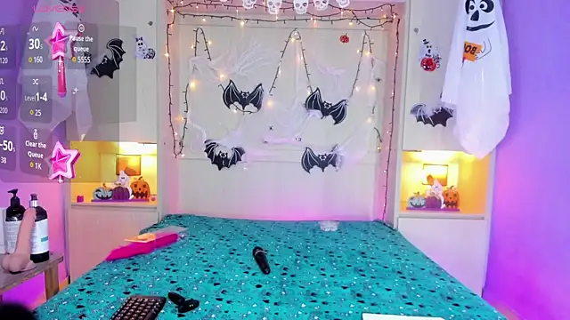 CandyyMaria online show from 10/28/25, 08:00