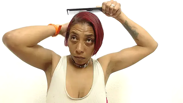 picaes8 online show from 09/15/25, 08:53