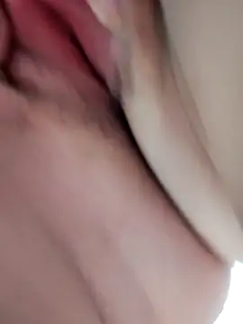 Maiden-Hot online show from 04/09/26, 07:30