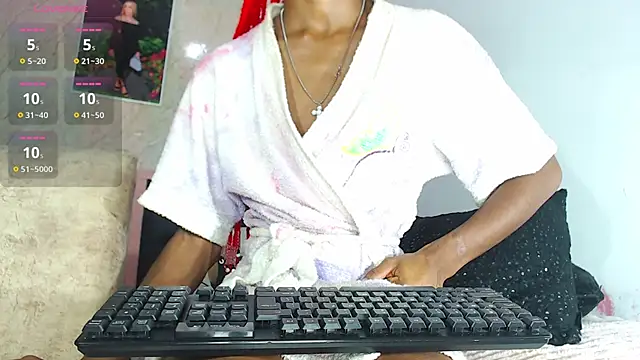 k stormi  online show from 11/05/25, 06:57