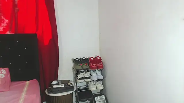 Snapshot of hot_man05 chatting on 03/06/25, 07:43 hot man05 online show from 03/06/25, 07:43