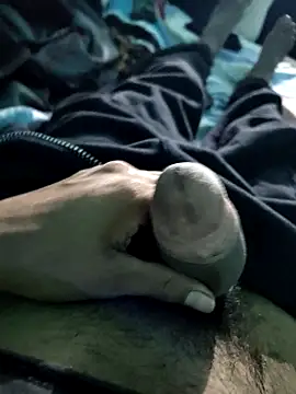 CarlosZava27216 online show from 10/28/25, 06:17