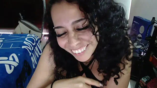 Snapshot of AliceSweet4U chatting on 03/08/25, 02:55 AliceSweet4U online show from 03/08/25, 02:55