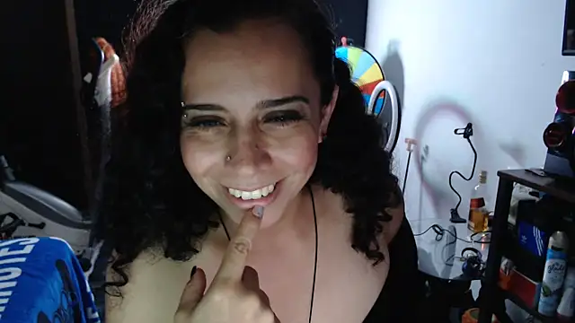 Snapshot of AliceSweet4U chatting on 03/22/25, 07:15 AliceSweet4U online show from 03/22/25, 07:15