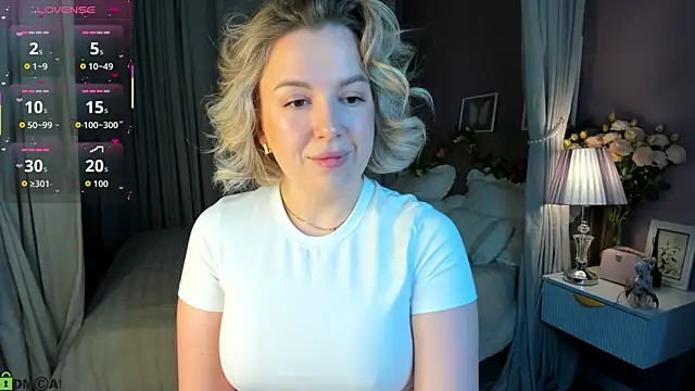 Nikki Kai online show from 10/29/25, 01:08