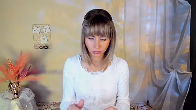 Snapshot of CharmBianca chatting on 10/12/25, 12:37 CharmBianca online show from 10/12/25, 12:37