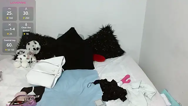 Lunasquirt1985 online show from 01/18/26, 10:52