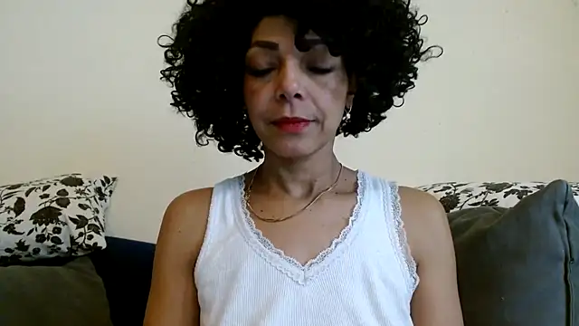 Lunasquirt1985 online show from 02/19/26, 12:56