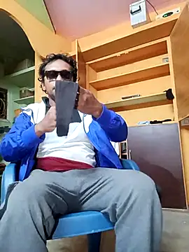 bigcock thick online show from 03/04/26, 11:22