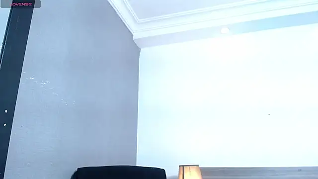 Liiamthompson online show from 02/07/26, 10:19