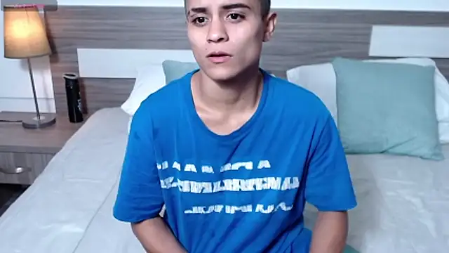 Liiamthompson online show from 03/31/26, 09:53