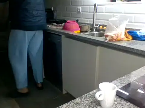 66MA69 online show from 02/24/25, 07:22