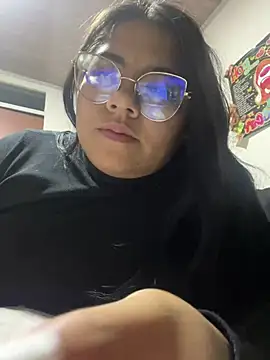 viccky vick online show from 02/15/25, 03:31