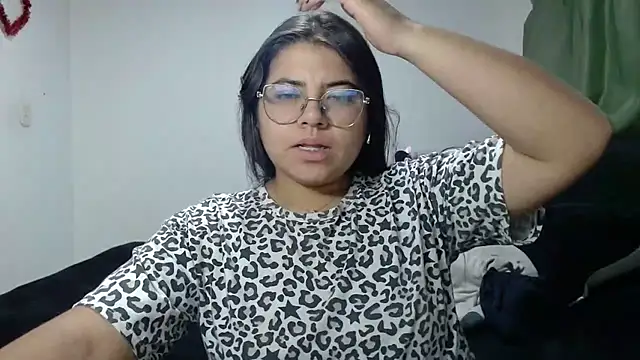 viccky vick online show from 10/25/25, 10:37