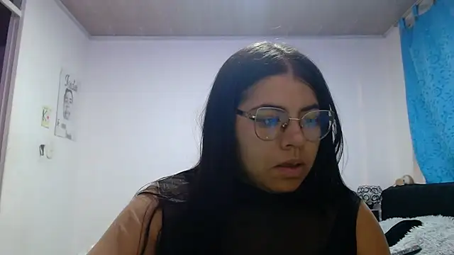 Snapshot of viccky_vick chatting on 07/19/26, 05:11 viccky vick online show from 07/19/26, 05:11