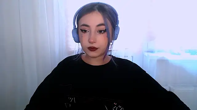 purplewitch online show from 10/29/25, 07:32