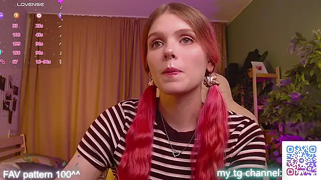 Gretchen Mol online show from 02/18/26, 07:37