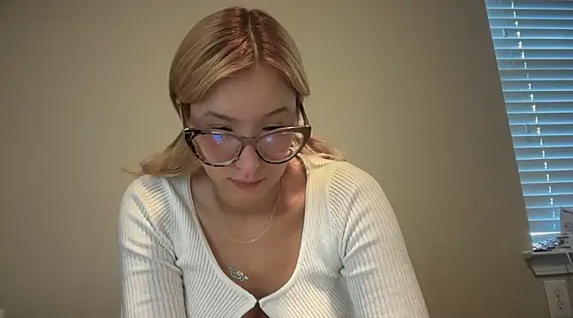 Mermaid-hana online show from 02/13/25, 02:42