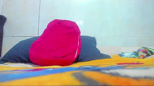 Snapshot of brigitho5 chatting on 06/25/26, 02:11 brigitho5 online show from 06/25/26, 02:11