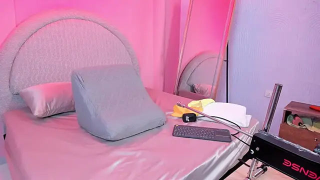 yeikafoxy online show from 04/21/26, 11:27