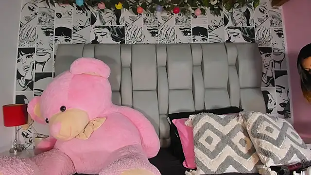 LucyRosse online show from 04/04/26, 11:18