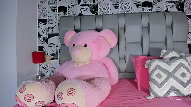 LucyRosse online show from 04/05/26, 11:18