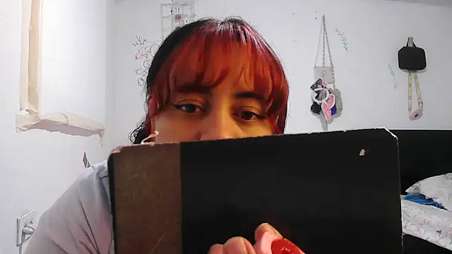 alexandraluv online show from 11/21/25, 04:05