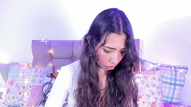 Miss veronicaa2 online show from 02/17/25, 12:59