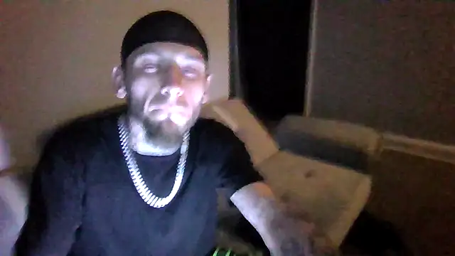 cruz815 online show from 11/12/25, 10:26