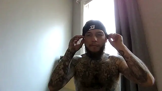 cruz815 online show from 03/18/26, 01:36