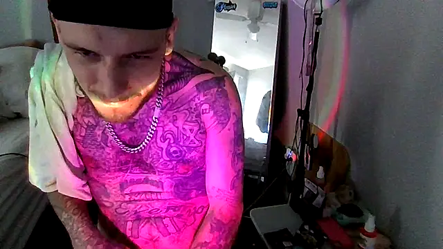 cruz815 online show from 03/30/26, 08:21