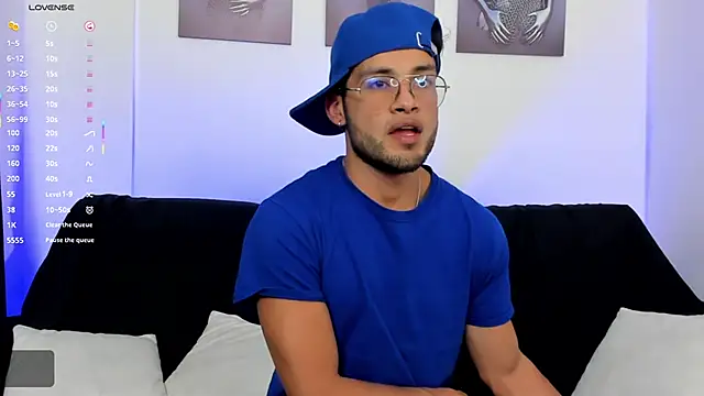 Max Conor1 online show from 04/21/26, 05:25