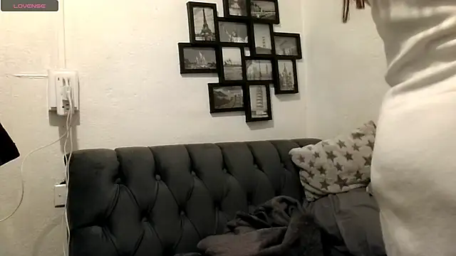 MirandaLatinaLovely online show from 02/01/26, 06:17