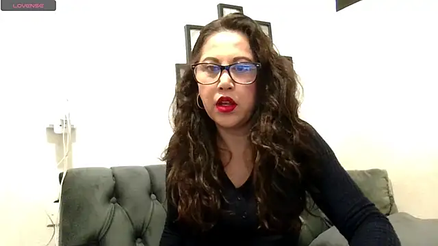 MirandaLatinaLovely online show from 02/07/26, 06:22