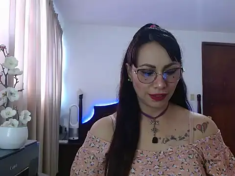 AloLovely  online show from 04/02/26, 09:12