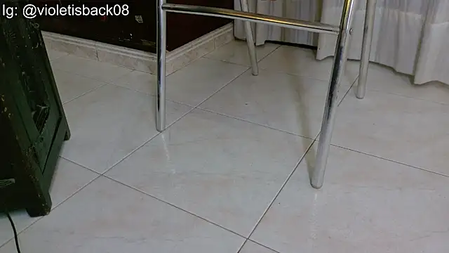 violetisback08 online show from 05/14/26, 04:47