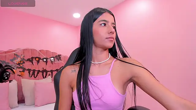 eva roseee online show from 10/21/25, 09:37