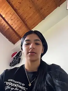 eva roseee online show from 03/15/26, 04:24