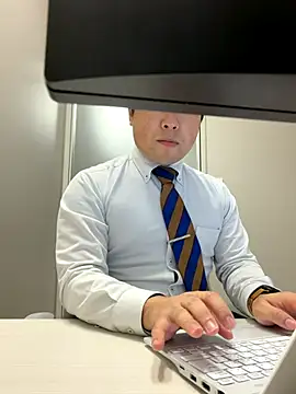 Snapshot of Nobu_469 chatting on 12/18/25, 08:09 Nobu 469 online show from 12/18/25, 08:09