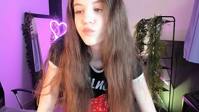 MilaStoyne online show from 02/24/25, 08:03