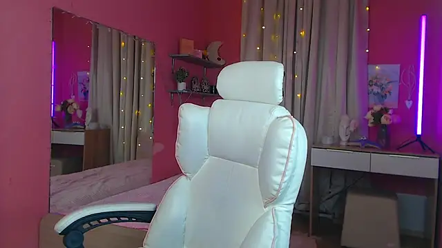 Jenny Smit online show from 02/19/25, 12:11