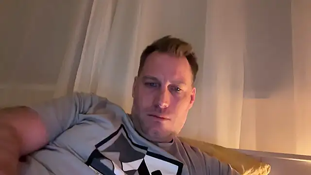 Christian87xxx online show from 12/13/25, 11:43