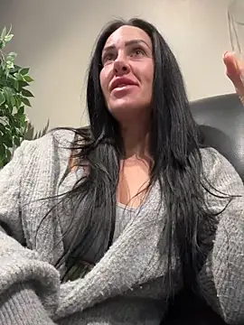 Snapshot of goddess-harper chatting on 01/06/26, 01:37 goddess-harper online show from 01/06/26, 01:37