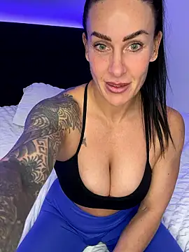 Snapshot of goddess-harper chatting on 01/09/26, 08:21 goddess-harper online show from 01/09/26, 08:21