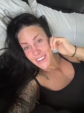 Snapshot of goddess-harper chatting on 02/09/26, 09:46 goddess-harper online show from 02/09/26, 09:46