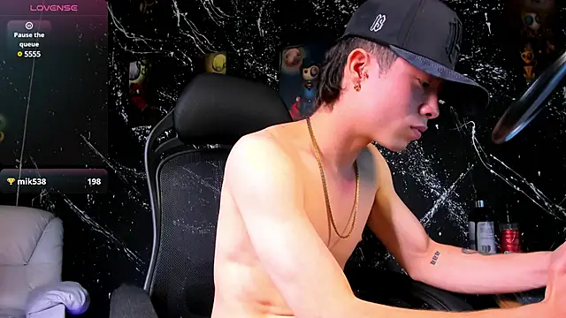 marcuscollins1  online show from 02/15/25, 03:50