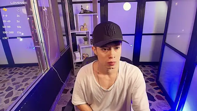 marcuscollins1  online show from 03/21/25, 01:12