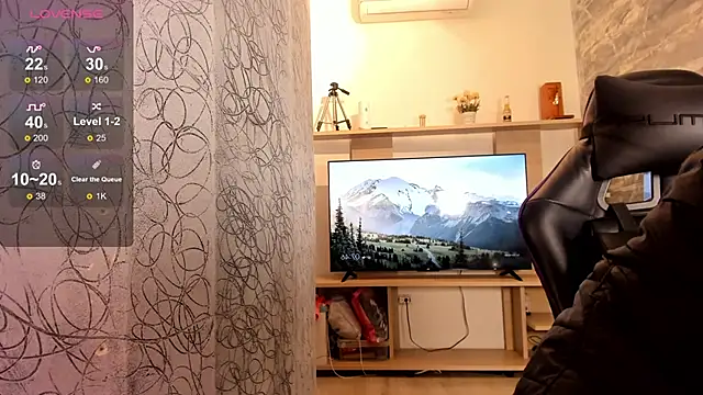 marcuscollins1  online show from 02/13/26, 12:45