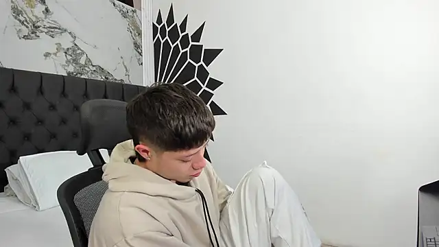 marcuscollins1  online show from 03/15/26, 12:11